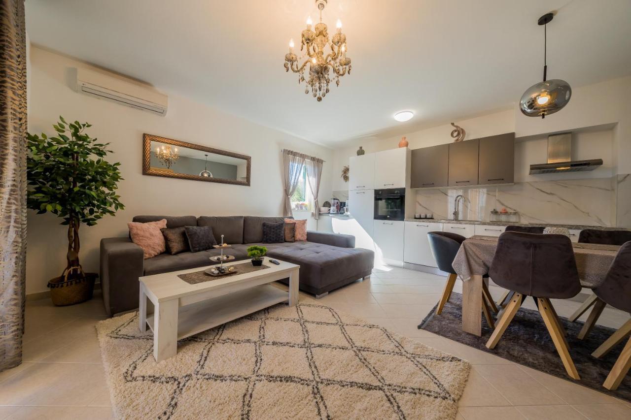 Ivana Apartment Трогир Экстерьер фото
