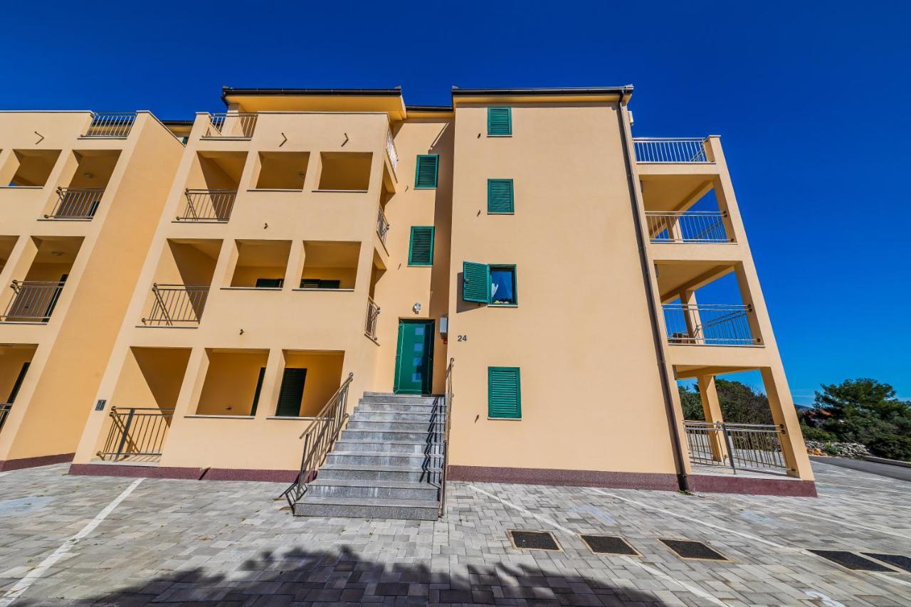 Ivana Apartment Трогир Экстерьер фото